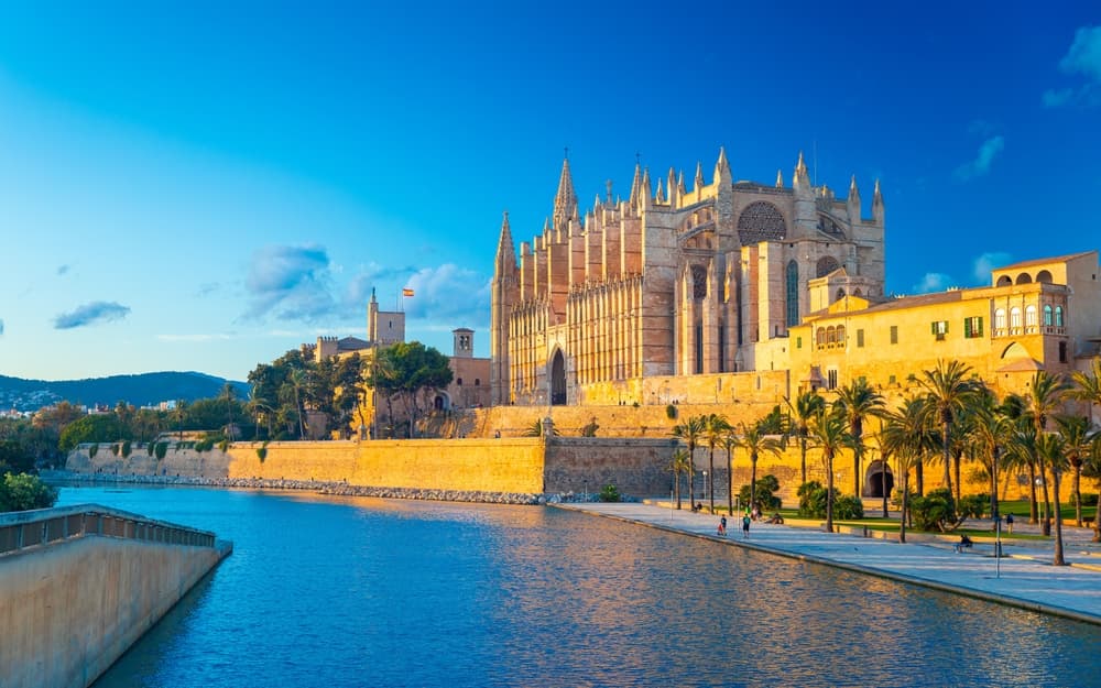 Картинка круиза