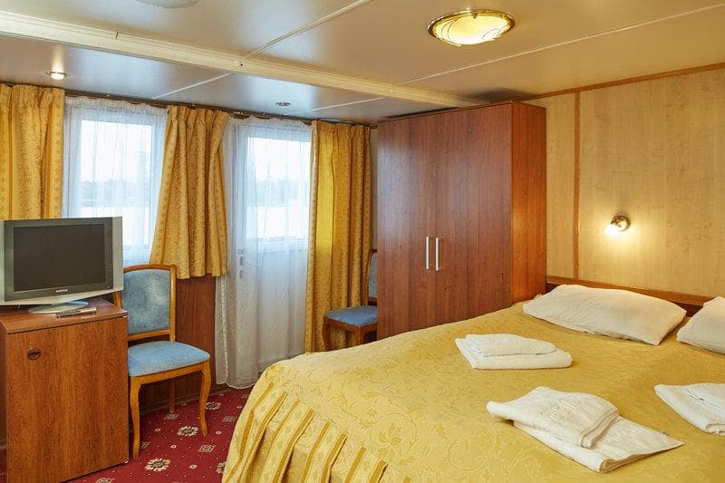 Люкс с балконом Теплохода И.А. Крылов