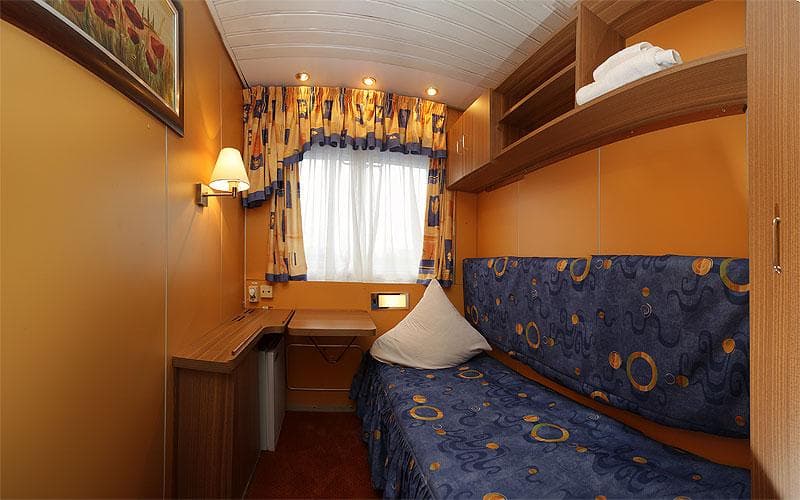 Одноместная каюта Теплохода Леонид Красин