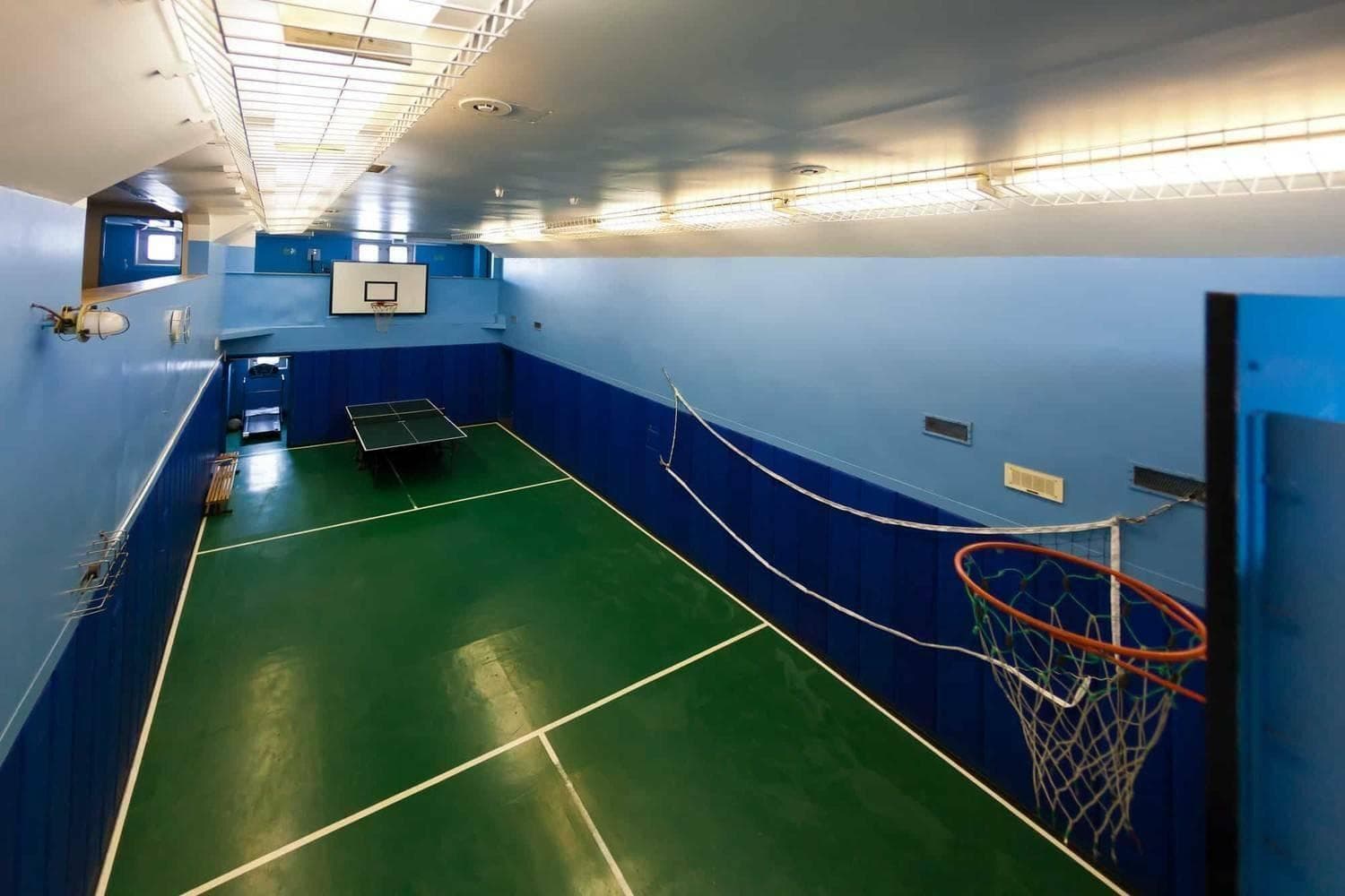 Спорт зал Теплохода Ледокол "50 лет Победы"