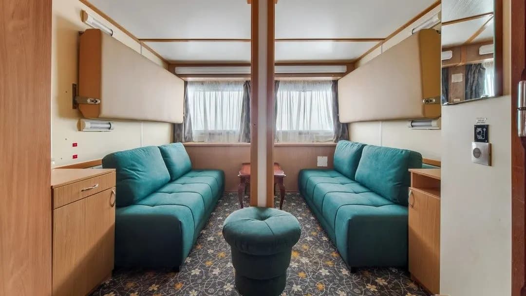 Полулюкс четырехместный Теплохода Михаил Фрунзе