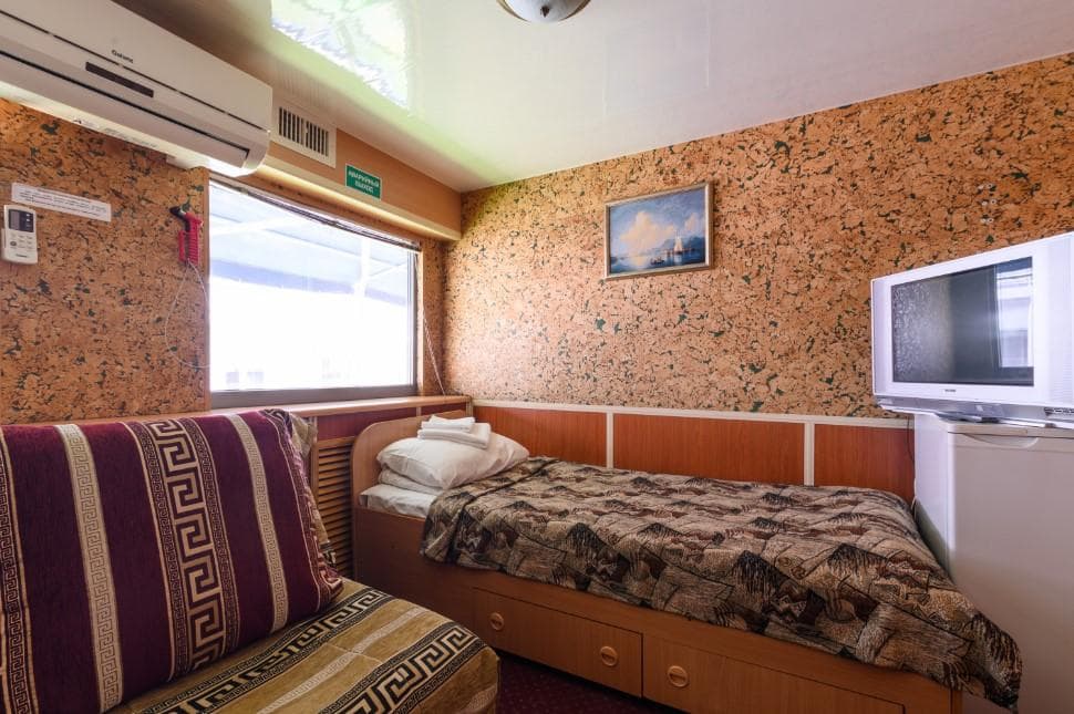 Стандарт 1 местный с доп местом Теплохода Валерий Чкалов