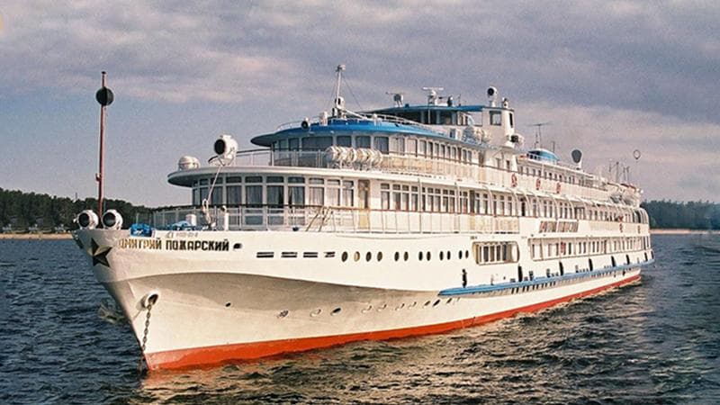 Теплоход Дмитрий Пожарский