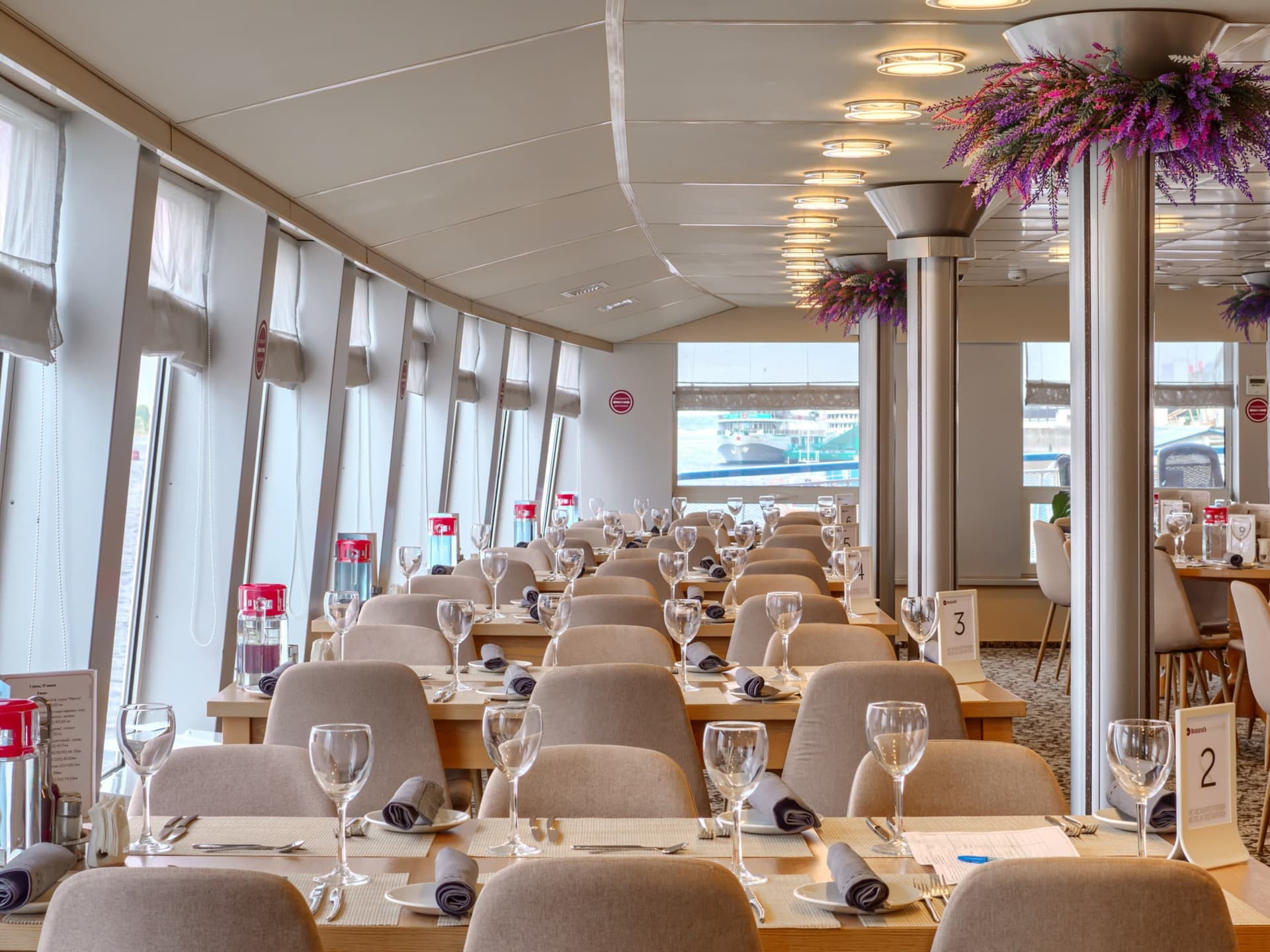 Ресторан «Опера» Теплохода Мстислав Ростропович