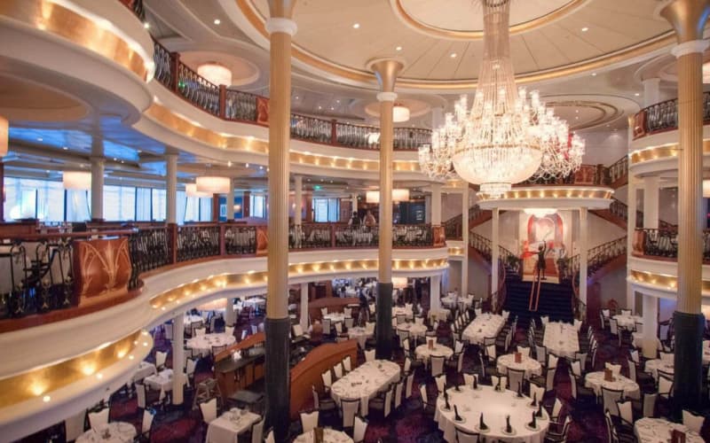 Основной ресторан  Лайнера Navigator of the Seas