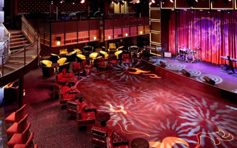 Мьюзик холл Лайнера Ovation of The Seas