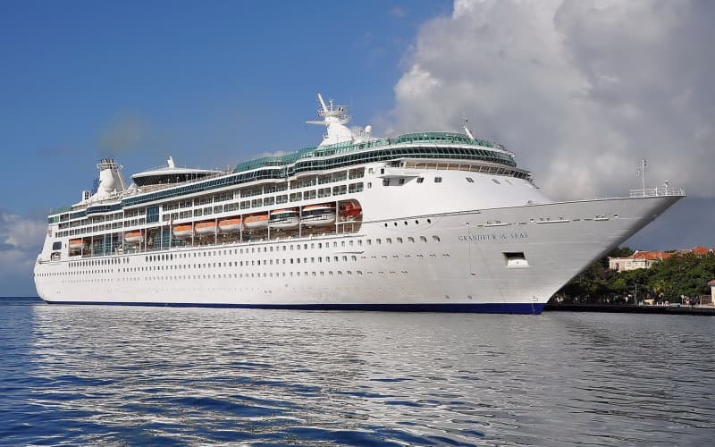 Лайнер Grandeur of the Seas