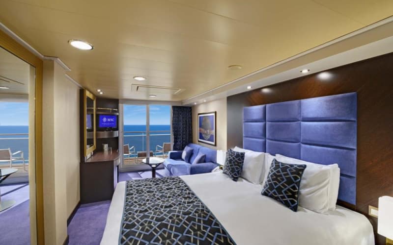 Внешняя каюта с балконом Лайнера MSC Preziosa