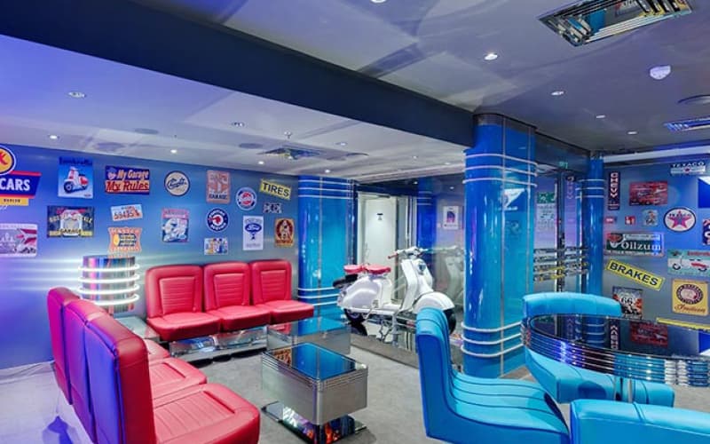 Клуб Garage Лайнера MSC Seascape