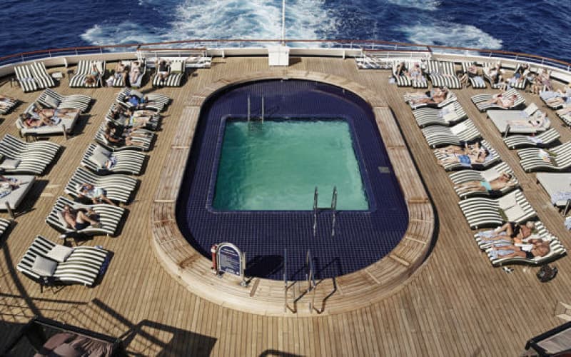 Бассейн Лайнера Celestyal Journey