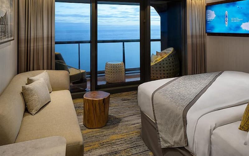 Каюта сьют Лайнера Celebrity Flora