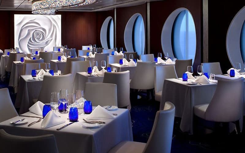 Ресторан Блю Лайнера Celebrity Millennium