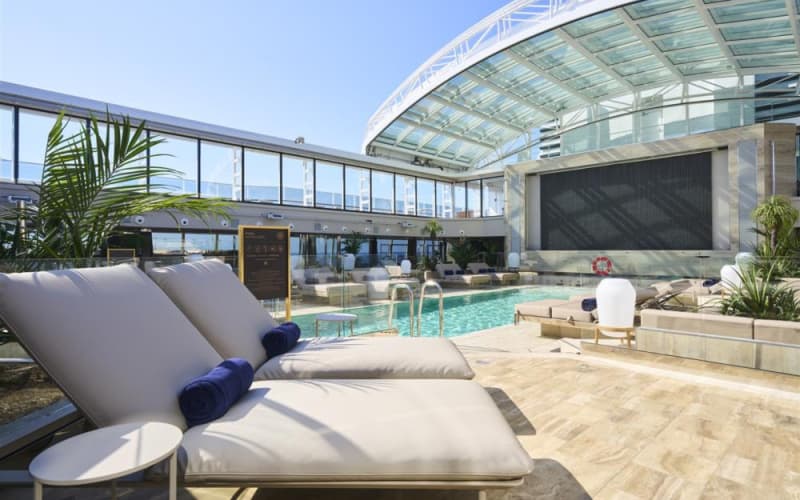 Conservatory Pool & Bar Лайнера Explora II