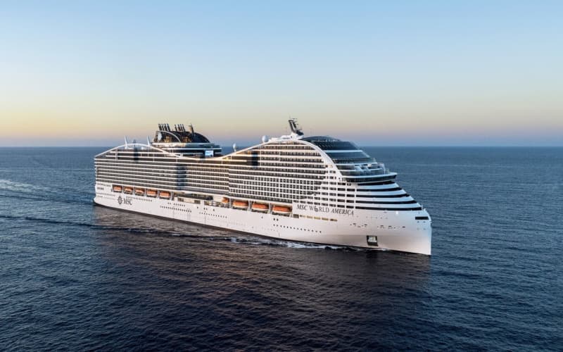 Лайнер MSC World America