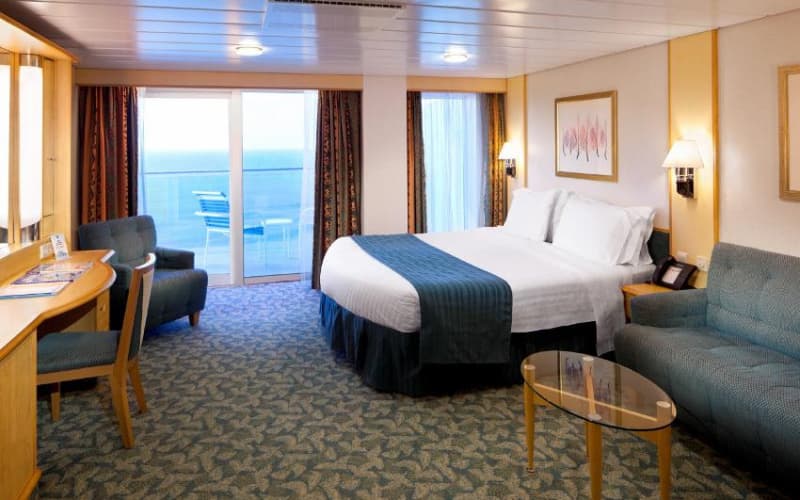 Каюта с балконом Лайнера Mariner of the Seas