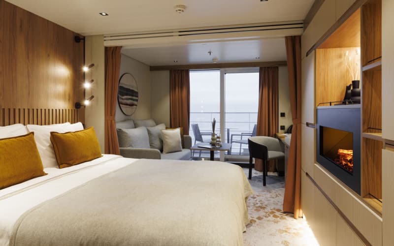 Каюта с балконом Лайнера SH Minerva