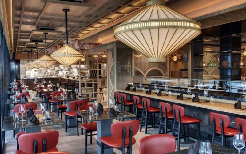 Ресторан Sakura Лайнера Explora III