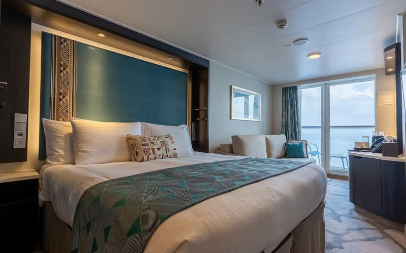 Каюта с балконом Лайнера Aroya